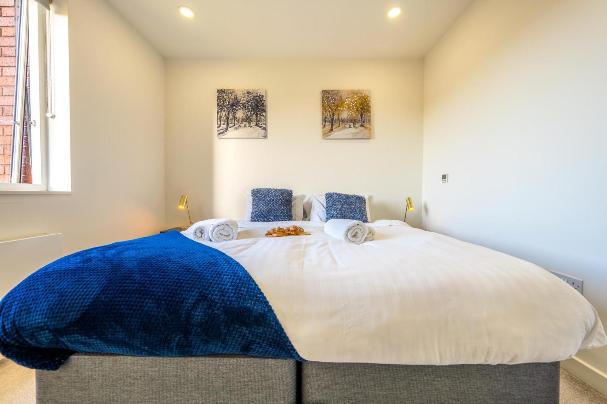 Luxury 1 Bedroom Serviced Apartment With Roof Terrace & Gym Стивънидж Екстериор снимка