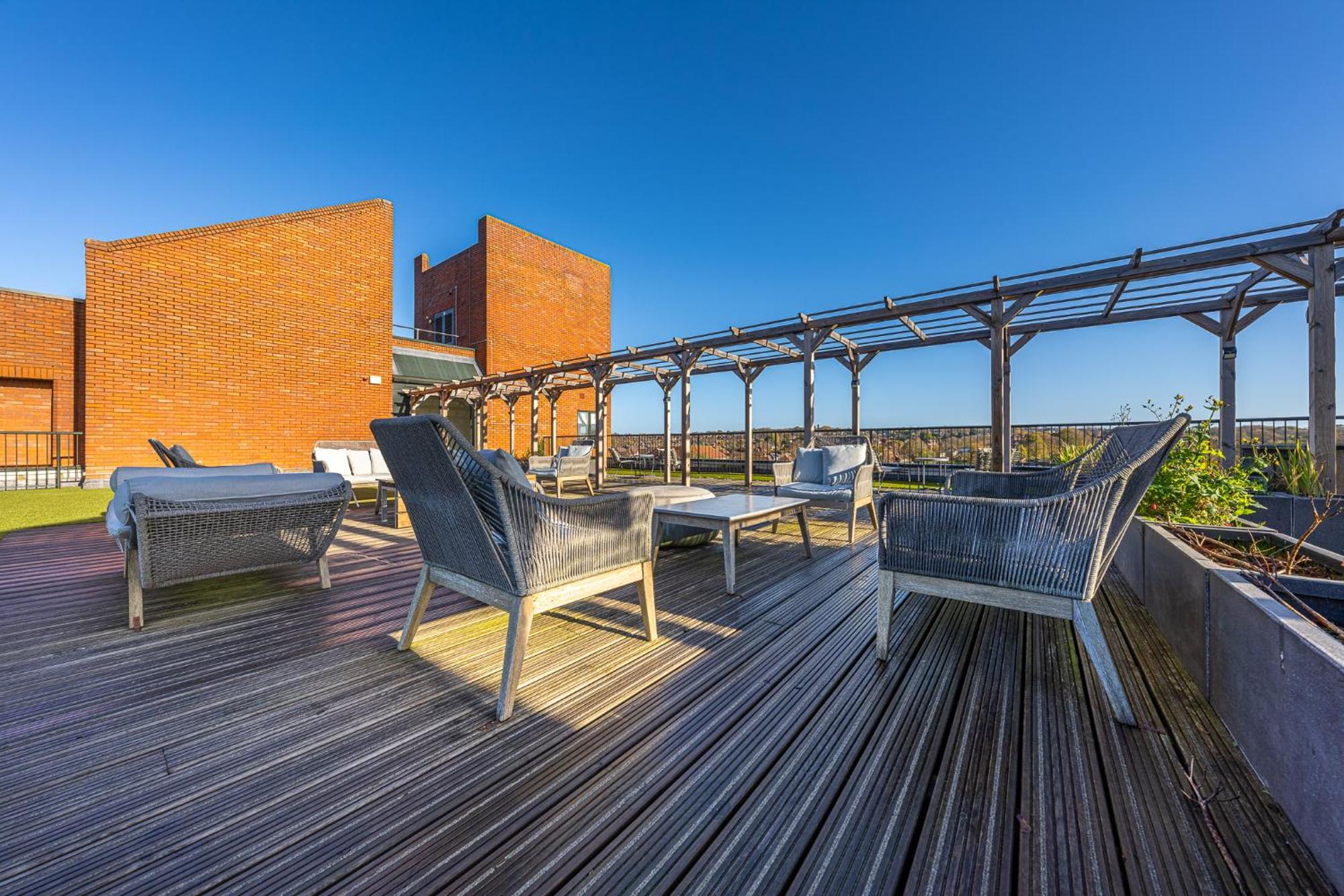 Luxury 1 Bedroom Serviced Apartment With Roof Terrace & Gym Стивънидж Екстериор снимка